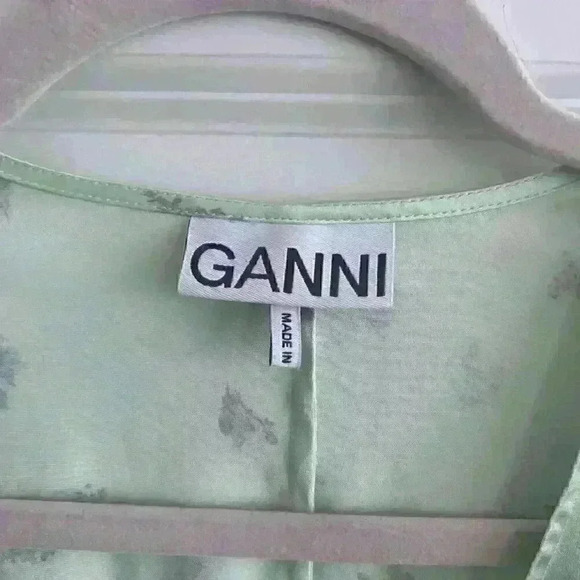 Ganni Silk blouse - Excellent condition  Green, Silk  Size - 36 FR - US 4 - Picture 5 of 8